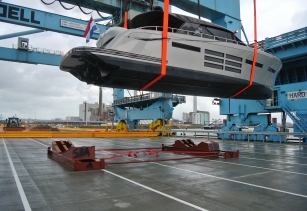 jacht-heavy-lift