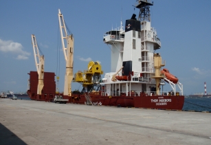 projectlading-schip-gecharterd